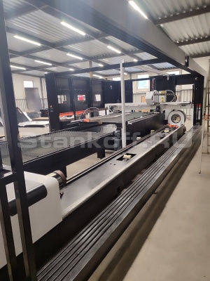 Оптоволоконный лазер в кабине для листов и труб XTC-1530GT/6000 Raycus