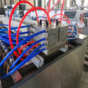 Экструзионная трубная линия производства Кабелиный канал из ПВХ