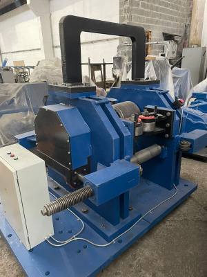 Станок для правки грибовидности двутавровой балки