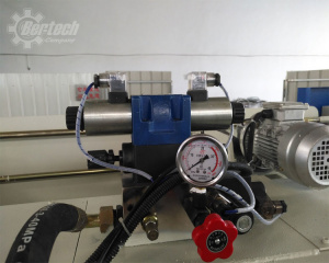 Гидравлический листогибочный пресс SHPB 2563 с ЧПУ CTouch 6