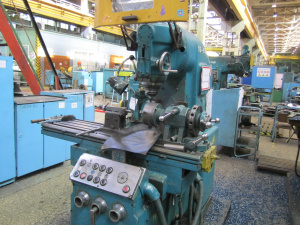 6А12Р станок вертикально-фрезерный