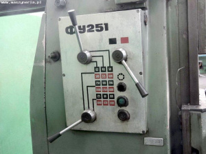 Универсальный фрезерный станок FU 251