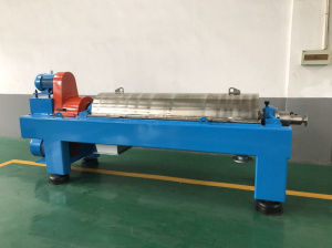 Центрифугу трикантерную LW450x1350