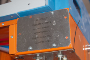 Малогабаритная покрасочная камера с водяной завесой с ЧПУ: заменяет маляра