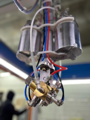 Покрасочный робот profi maxi для автоматической окраски дверей - робот-маляр для окраски дверей