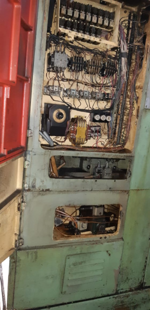 Зубофрезерный станок (аналог 5В312) авс в12 42282