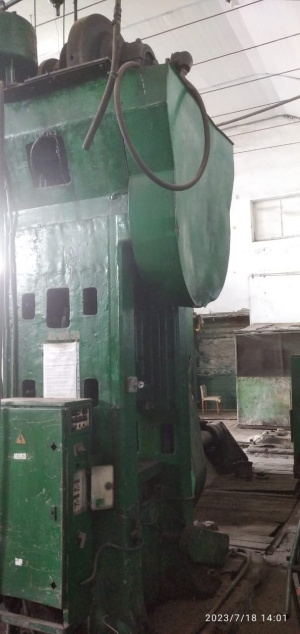 Однокривошипный пресс двойного действия К470