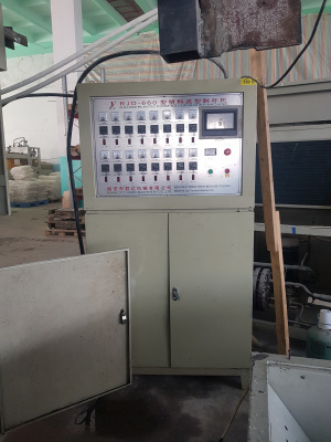 Термоформовочные машины для производства одноразовой тары