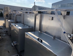 Туннельный пастеризатор для жидких, пастообразных продуктов