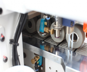 Станок для облицовывания кромок мебельных деталей WoodTec EdgeMatic 424С PRO