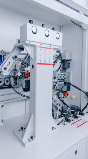 Станок для облицовывания кромок мебельных деталей WoodTec EdgeMatic 600C PRO