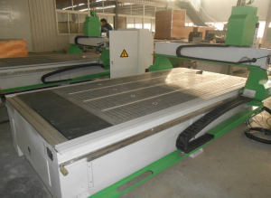 Фрезерно-гравировальный станок с ЧПУ WoodTec HP 1325