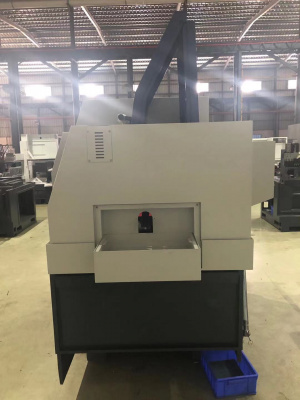 Токарный станок продольного точения ST385