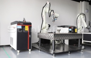 Роботизированный комплекс лазерной сварки металла ROBOT XTW-2000/Raycus