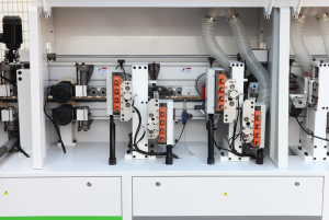 Станок для облицовывания кромок мебельных деталей WoodTec EdgeMatic 624С PRO