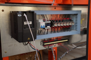 Трехцветную машину для флексопечати LY3-YSJ02-800