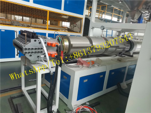 ЛИНИЯ для производства стеновых панелей ПВХ