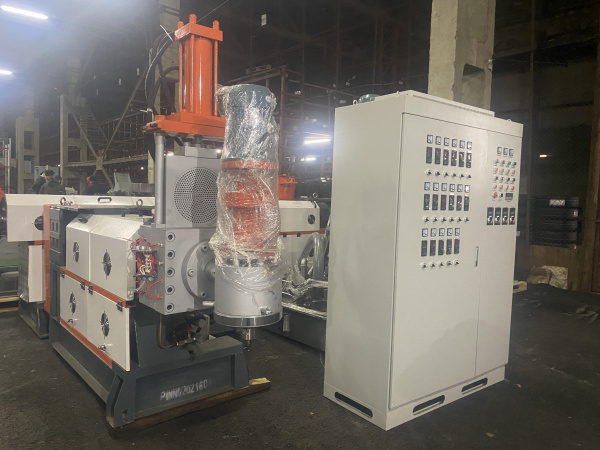 Гранулятор для плёнки с в/к резкой на 250кг/ч