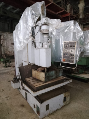 Вертикально-сверлильный станок 2С163Б