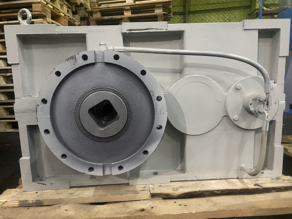 Редуктор zlyj 600 JZQ 600 для экструдеров