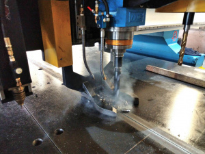 Портальный станок плазменной резки с модулем сверления с ЧПУ FSC4000D X 15M