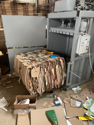 "Статико 30А" - пресс для полимерных отходов (канистры, пэт-бутылки, пластик, плёнка, биг-беги, поролон), макулатуры (картон, бумага), тбо