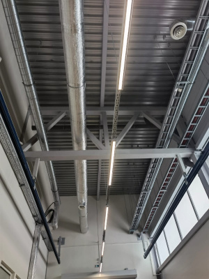 Вакуумный подъёмник VacuEasylift TAWI AB с потолочной крановой системой Lyftman LR