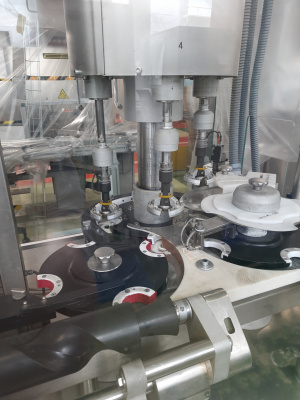 Машина по накручиванию крышек KUGLER - ROTOCAP