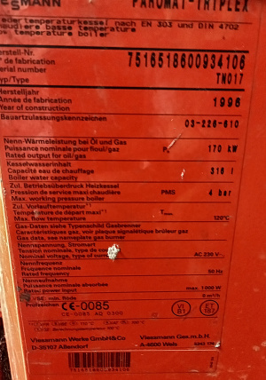 Напольный жидкотопливный котел Viessmann Paromat-Triplex TN 017, 170 кВт, отличное состояние