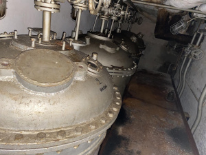 Сборник, реактор из нержавейки 1 м3, емкость, отстойник