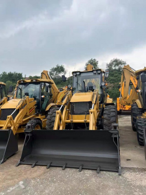 Экскаватор погрузчик Leist Gross 788