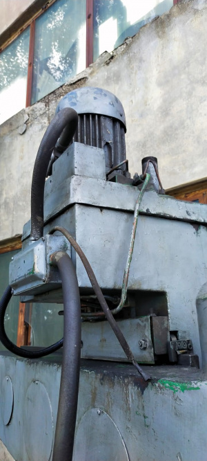 Радиально-сверлильный станок "253Л (2Л53)"