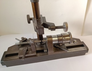 ППНИ Приспособление для поверки и калибровки индикаторных головок ИЧ,ИРБ и нутромеров