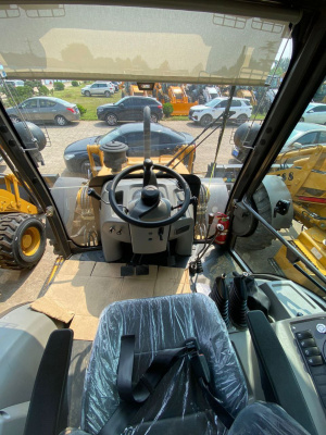 Экскаватор погрузчик Leist Gross 788