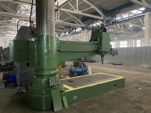 Станок радиально сверлильный 2А587