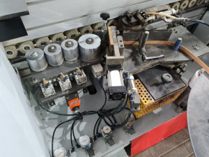 Кромкооблицовочный станок бу с прифуговкой MC 360G