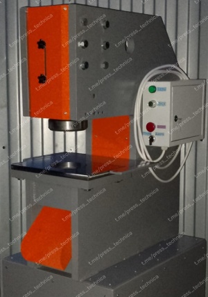 Пресс пробивной гидравлический,30тонн