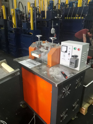 Стренгорез фрезерный SF-250 для гранулятора