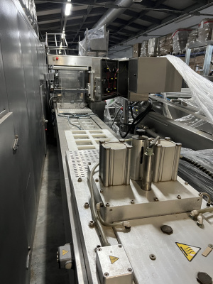 Автоматическая термофасовочная линия на базе рамы Multivvac R 7000