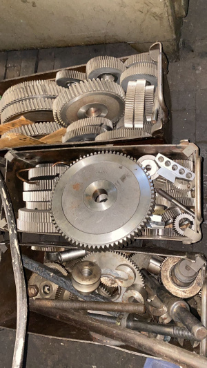 Зубострогальный станок 5С276П