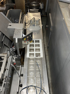 Автоматическая термофасовочная линия на базе рамы Multivvac R 7000