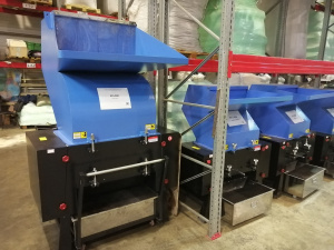 Дробилка для твердых пластиков и полимерных труб высокой производительностью