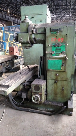 Вертикально-фрезерный станок FN3V на запчасти