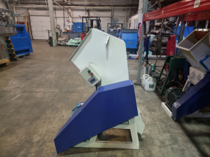 Мини дробилка для пластика dsnl-400