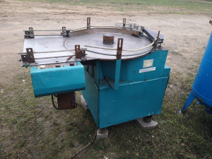 Стол питатель (Поворотно-накопительный стол)