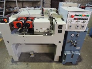 UPWS-25 Резьбонакатной станок