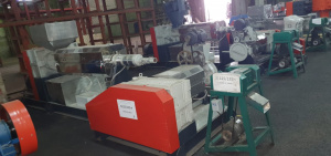 Двухкаскадный гранулятор для твердого сырья средней производительности