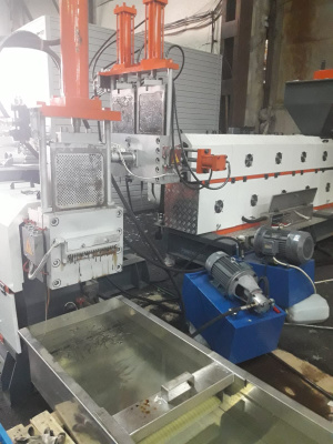 Линия грануляции твердых отходов 125 шнек в хорошей комплектации