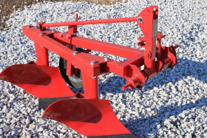 Плуг двухкорпусной навесной U018/3 Wirax Польша