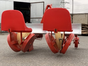 Рассадопосадочная машина 2-х рядная D-POL, навесная (Беларусь)